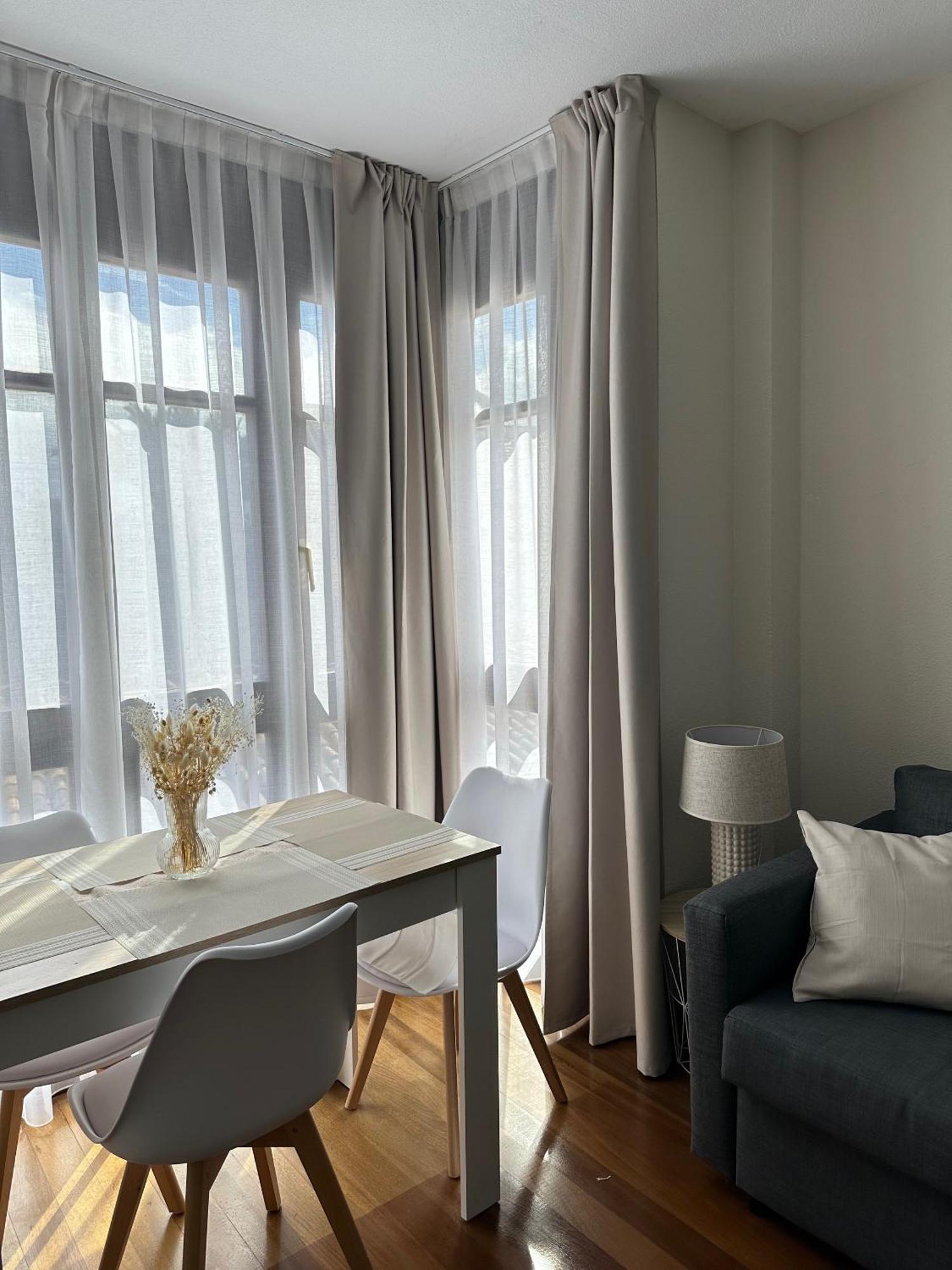 Apartamentos Val De Comillas Pokoj fotografie