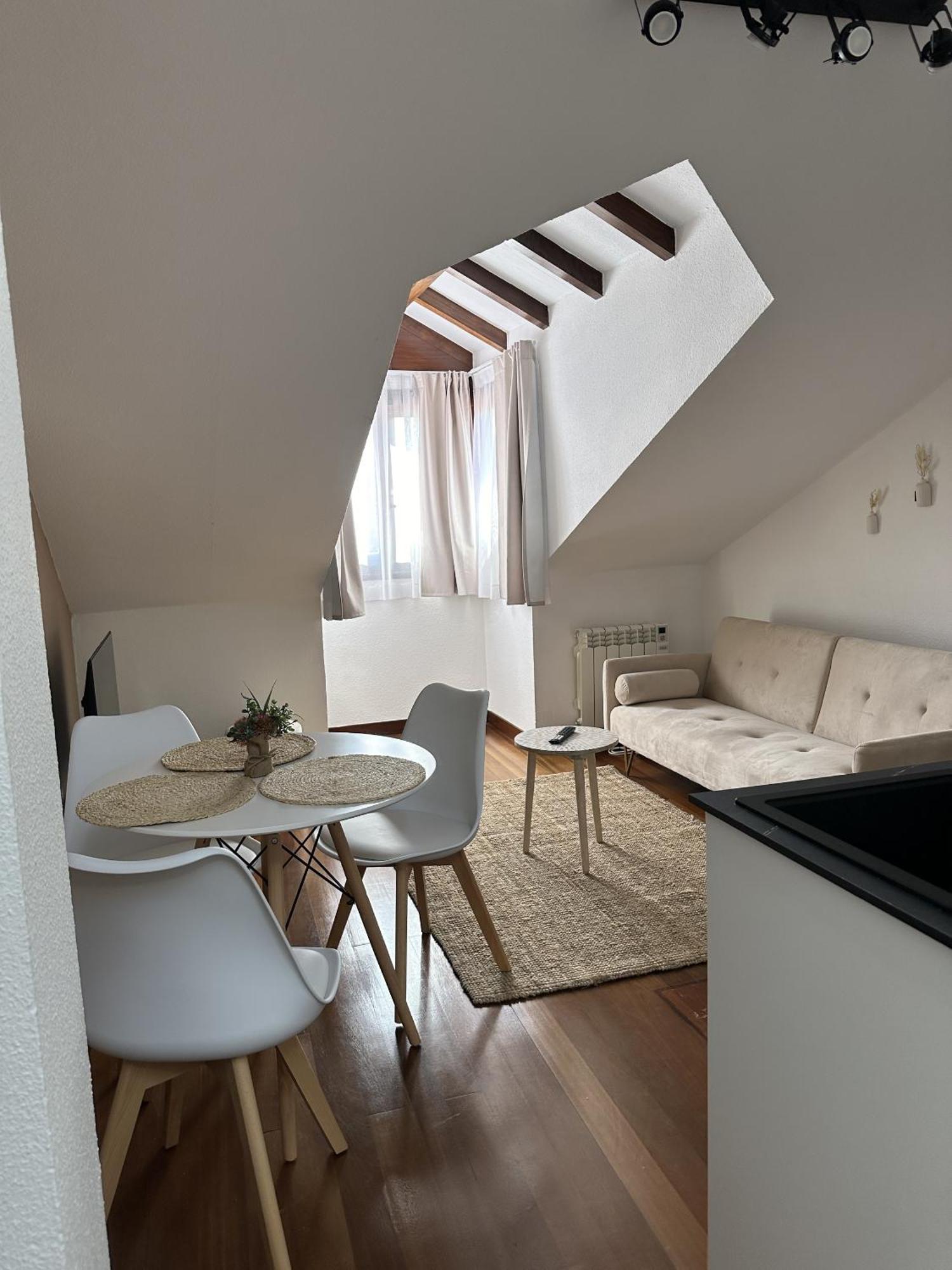 Apartamentos Val De Comillas Exteriér fotografie